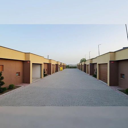 Motel Villa Star Gjilan Kültér fotó